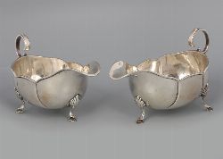 PAIR OF ASPREY SILVER SAUCE BOATS WITH SHELL-FORM FEET