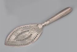 GEORGIAN SILVER CRESTED SERVER