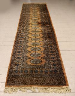 PERSIAN KASHAN RUNNER